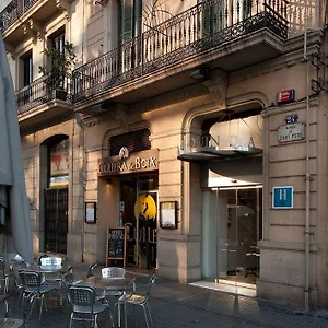 https://hotel-urquinaona.topbarcelonahotels.com